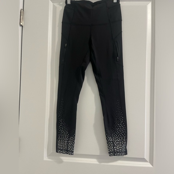 LULULEMON Ice Queen Black Cropped Leggings Women’s Size 4 - Picture 6 of 9